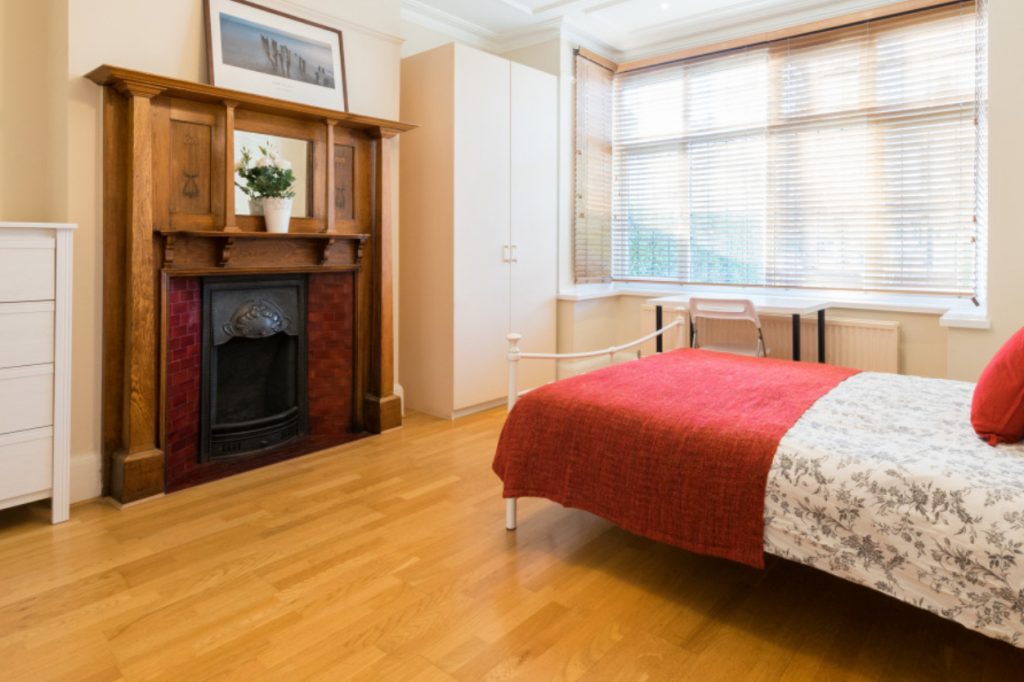 5.7. Wimbeldon Park Road - After